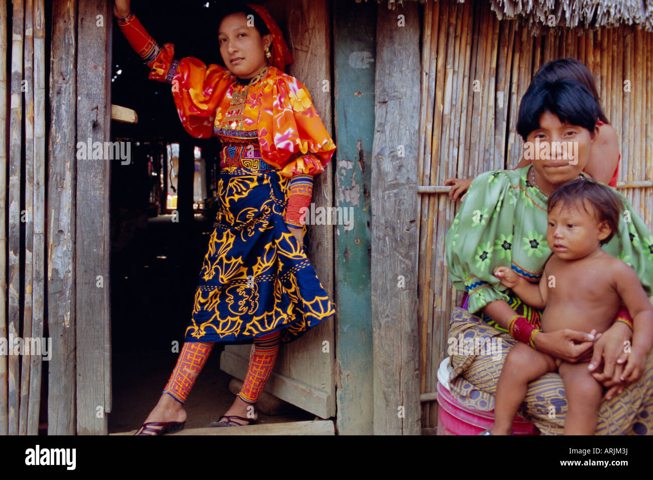 Cuna (Kuna) Inder Mamardup Dorf, Rio Sidra, San Blas Inseln, Panama
