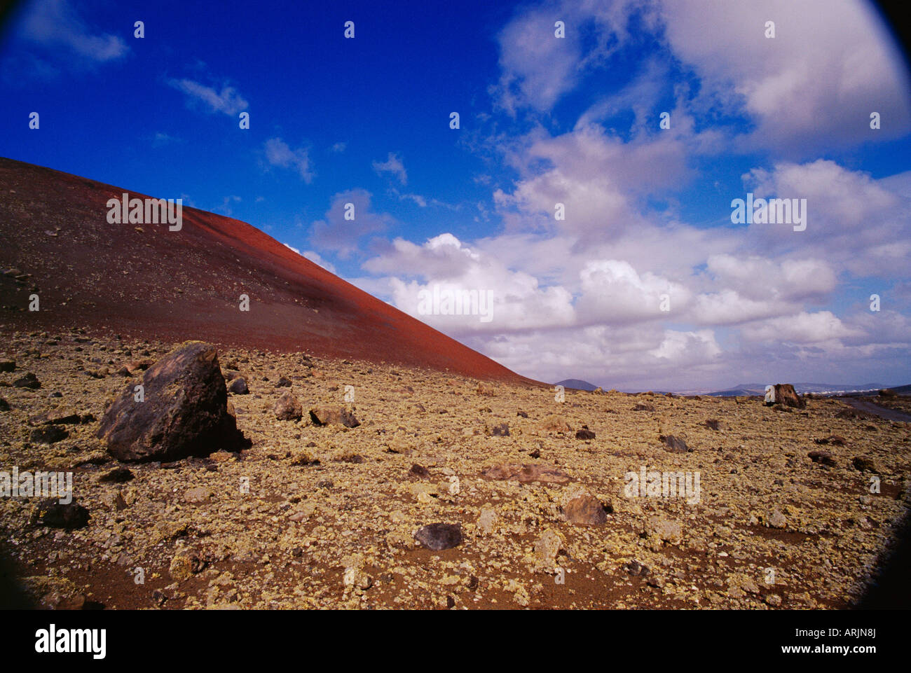Caldera Colorado, Vulkanlandschaft, Parque Nacional de Timanfaya, Lanzarote, Kanarische Inseln, Spanien, Europa Stockfoto