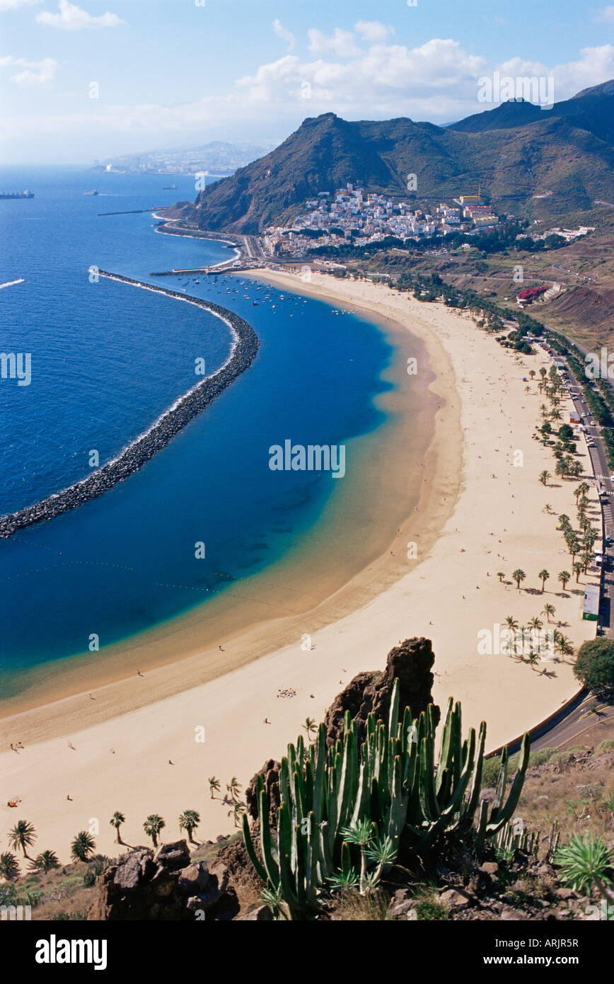 Luftaufnahme von Playa de Las Teresitas, Santa Cruz De Tenerife, Teneriffa, Kanarische Inseln, Spanien, Atlantik, Europa Stockfoto