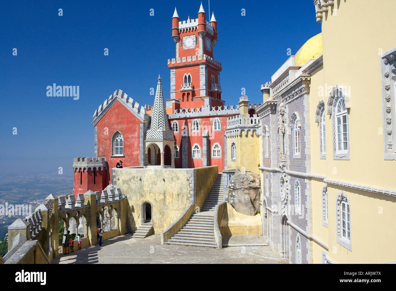 Pena Nationalpalast, erbaut in den 1840er Jahren für die königliche Familie, UNESCO-Weltkulturerbe, Sintra, Portugal, Europa Stockfoto