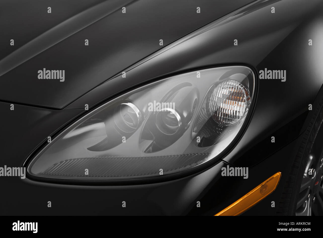 2008 Chevrolet Corvette in schwarz - Scheinwerfer Stockfoto