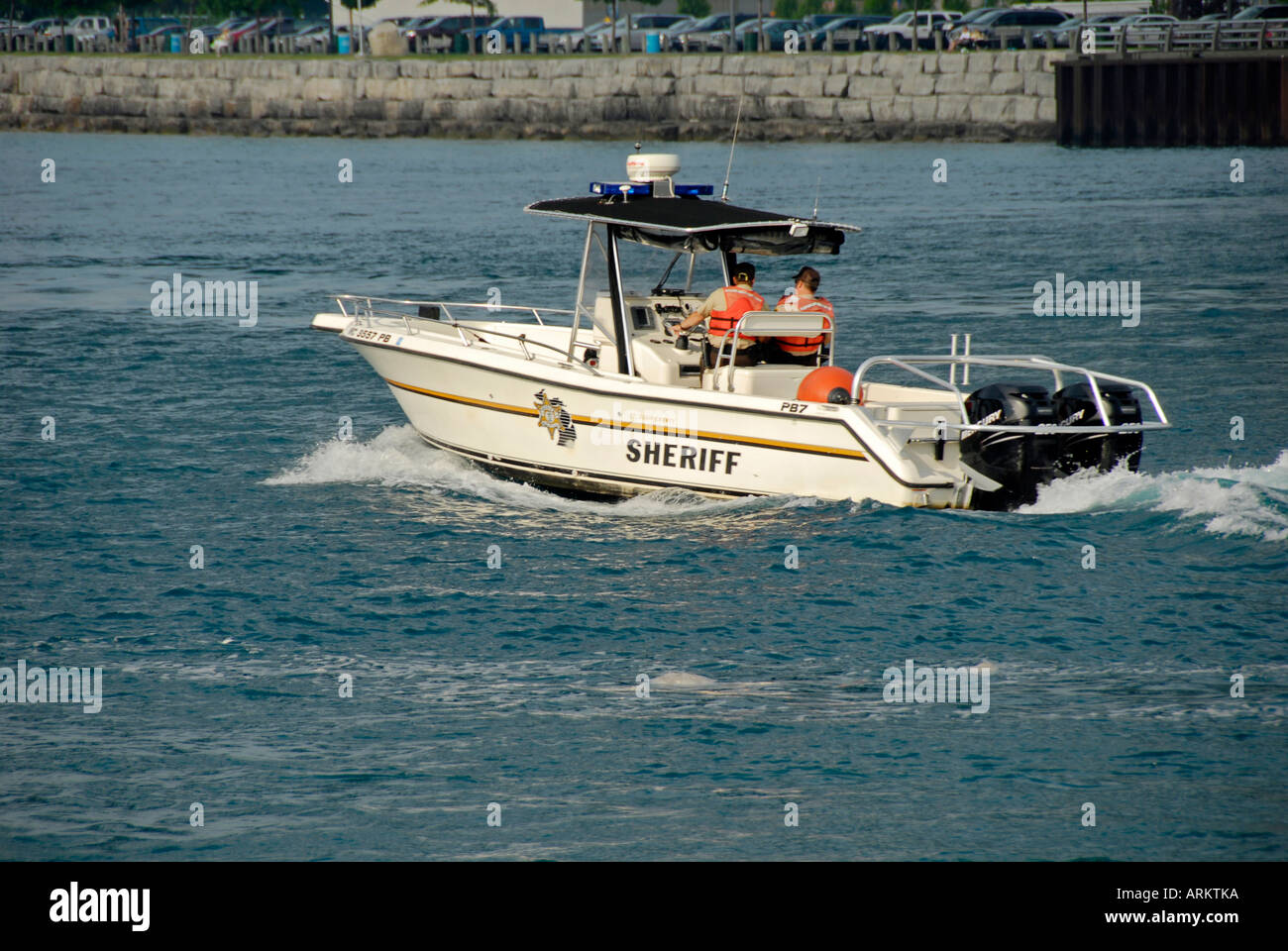 Sheriff Department Boote patrouillieren die Grenze auf dem St. Clair River zwischen Port Huron, Michigan und Sarnia, Ontario Kanada Stockfoto