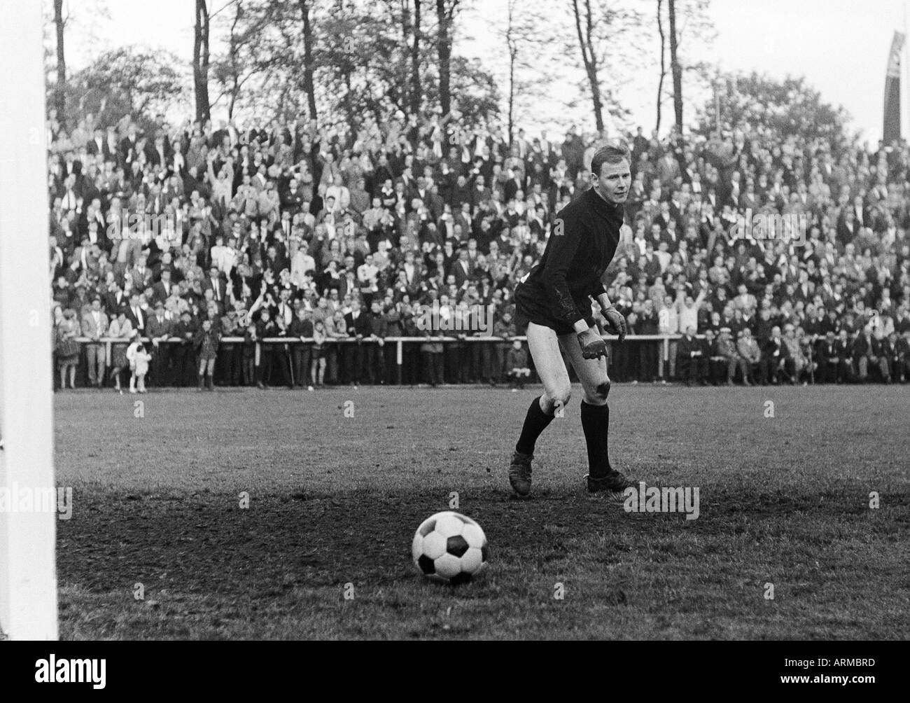 Fußball, Verbandsliga, 1966/1967, Aktion Spiel in der Regionalliga West  1967/1968, SpVgg Erkenschwick vs. VfB