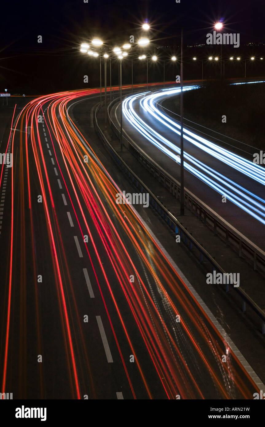 Ampel-Trails auf der A299 Thanet Weise Kent England Stockfoto