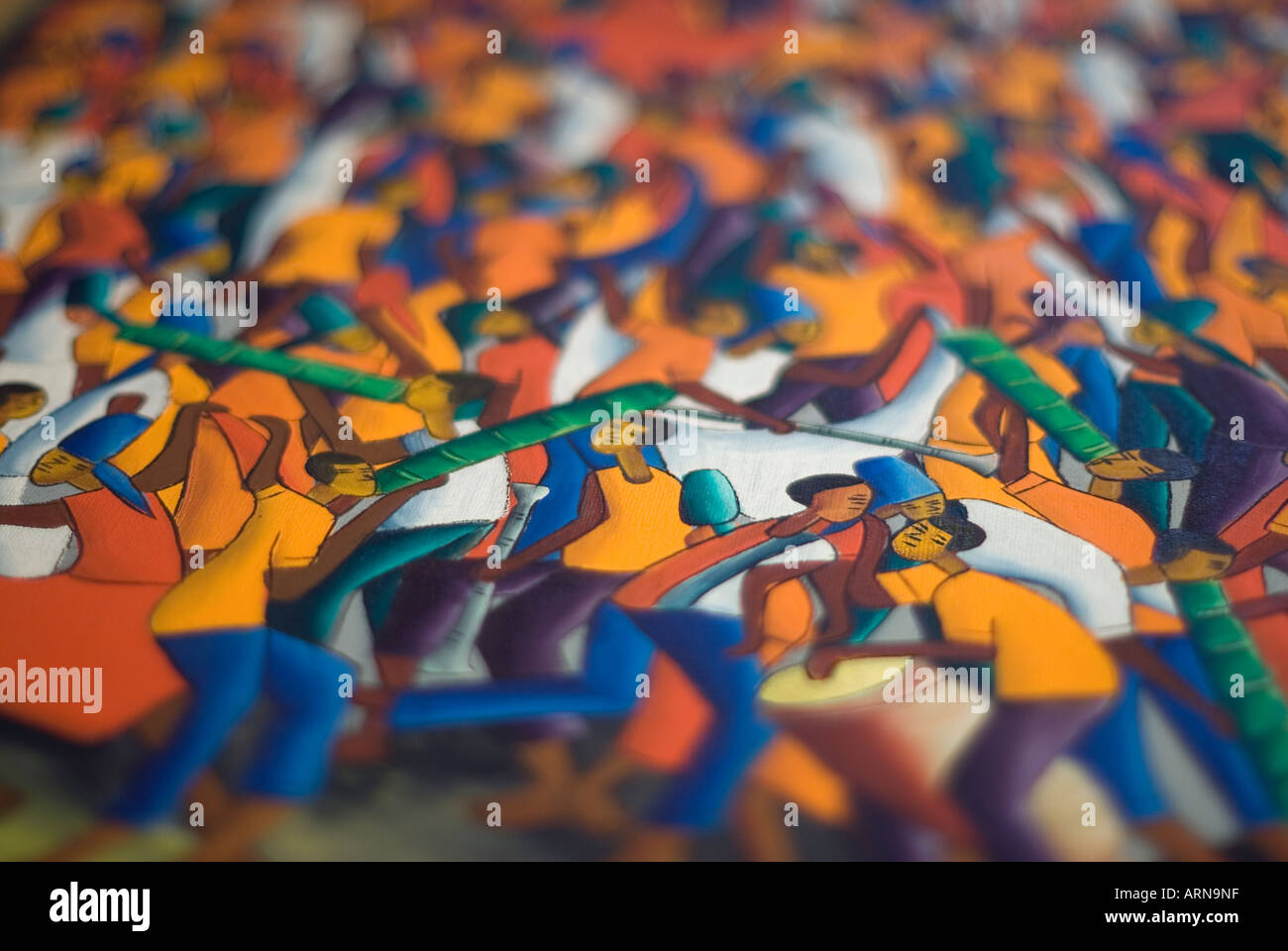 Lokalen Stil Gemälde aus dem "Dominikanische Republik" eingeschränkten Fokus konzentriert sich auf Vordergrund Trommler karibischen Karneval Stockfoto