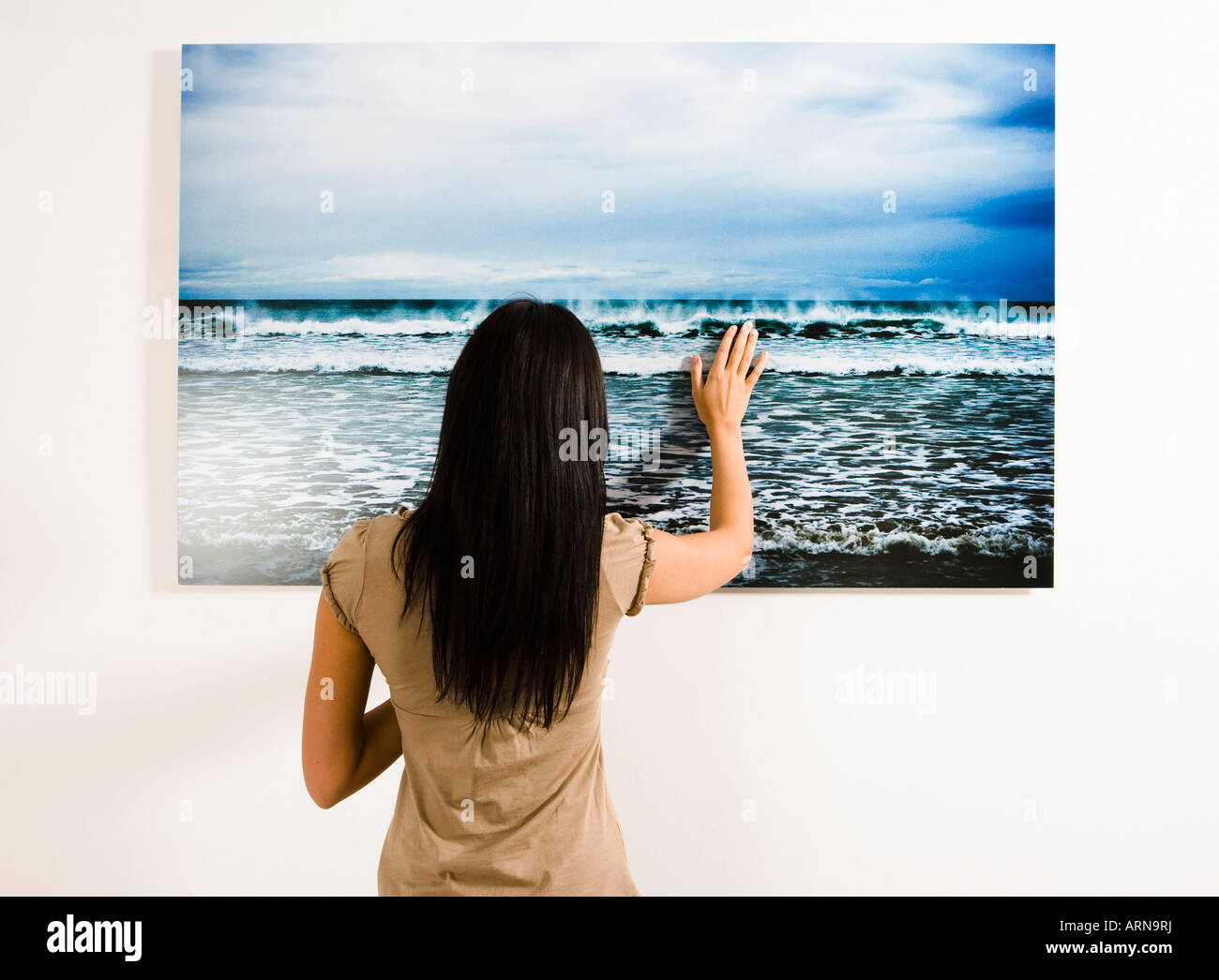 Frau Foto des Meeres berühren Stockfoto