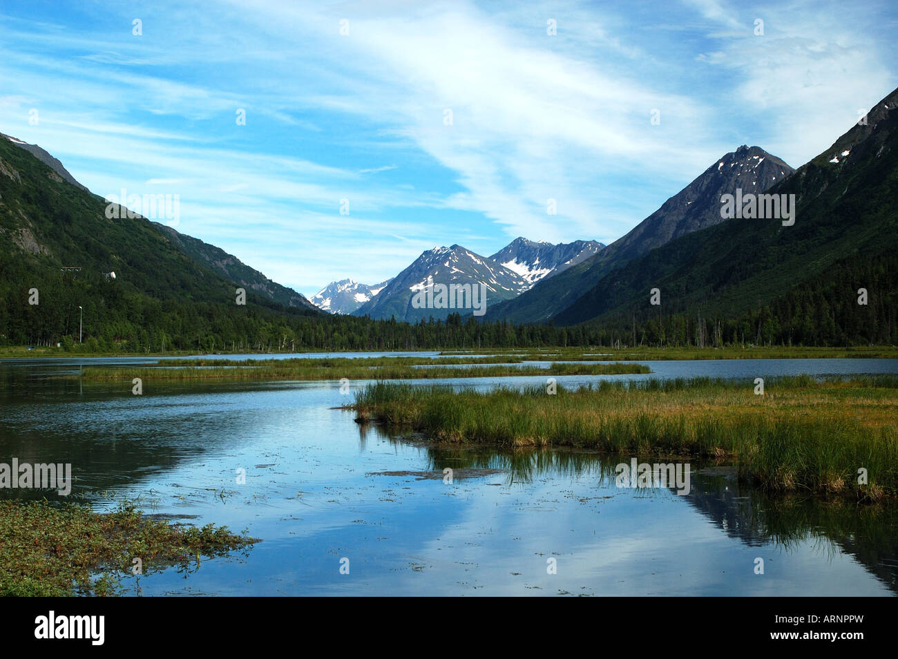Berge und Seen auf dem Seward Highway. Alaska. Stockfoto