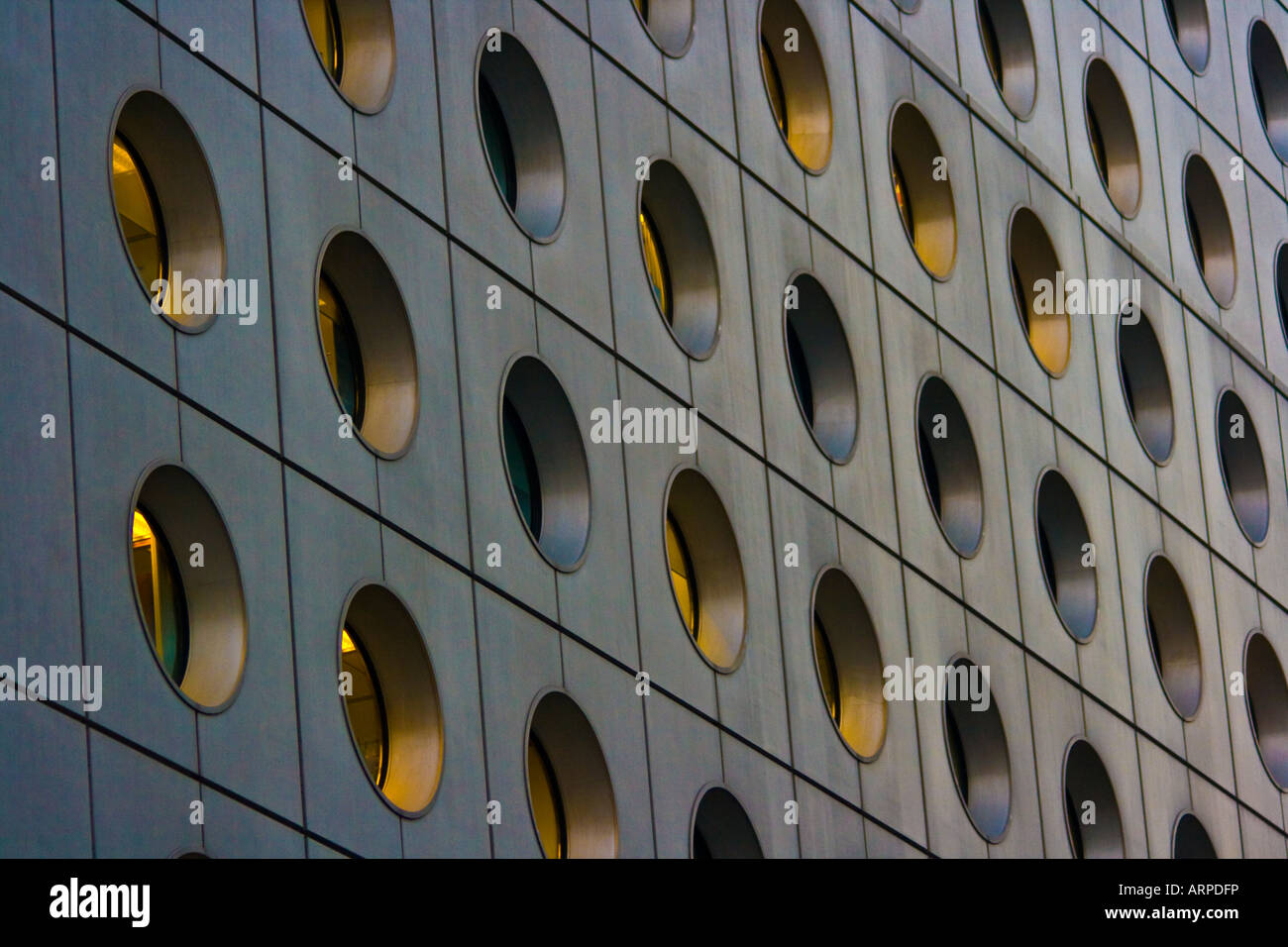 Closeup Jardine House Hongkong Stockfoto