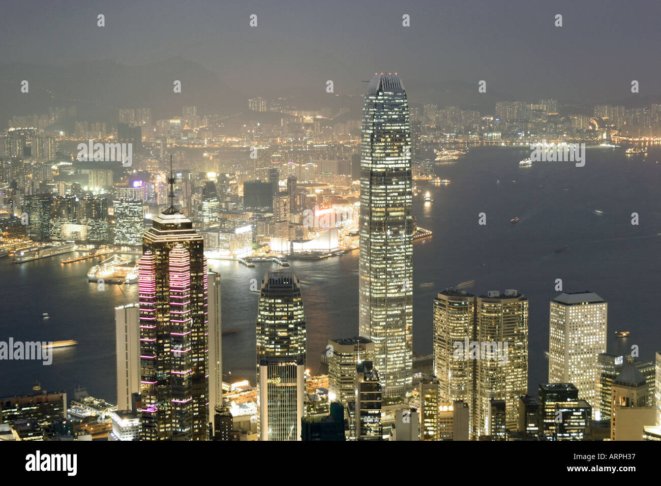 Hong Kong und den Victoria Harbour Blick vom Victoria peak Stockfoto