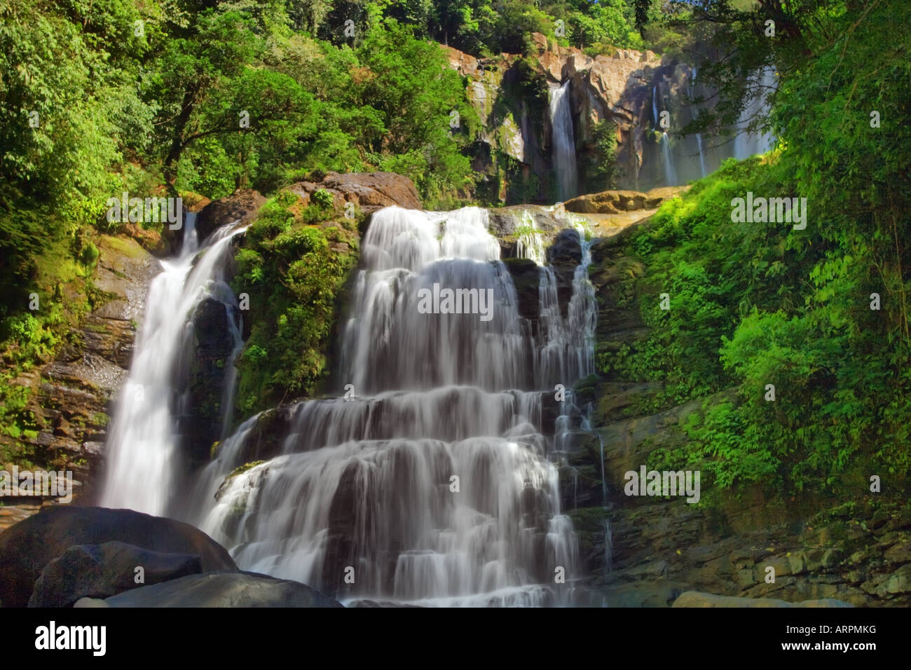 Die unteren Wasserfälle an der schönen Nauyaca Wasserfälle Costa Rica Stockfoto