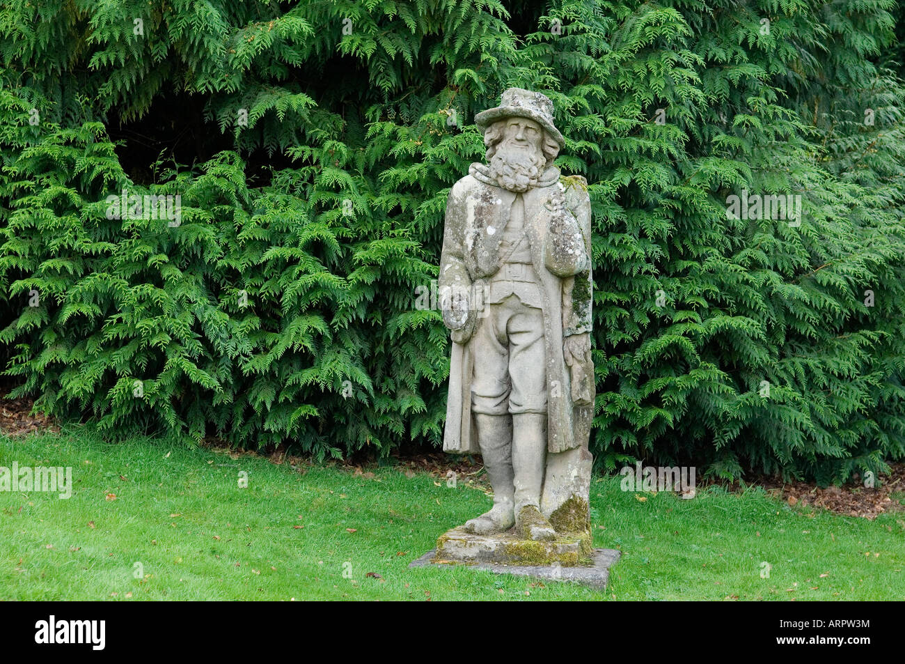 Statuen in Abbotsford, Sir Walter Scotts Haus in der Nähe Galashiels, Schottland, sind Figuren aus seinen Schriften. Dies ist der Antiquar Stockfoto