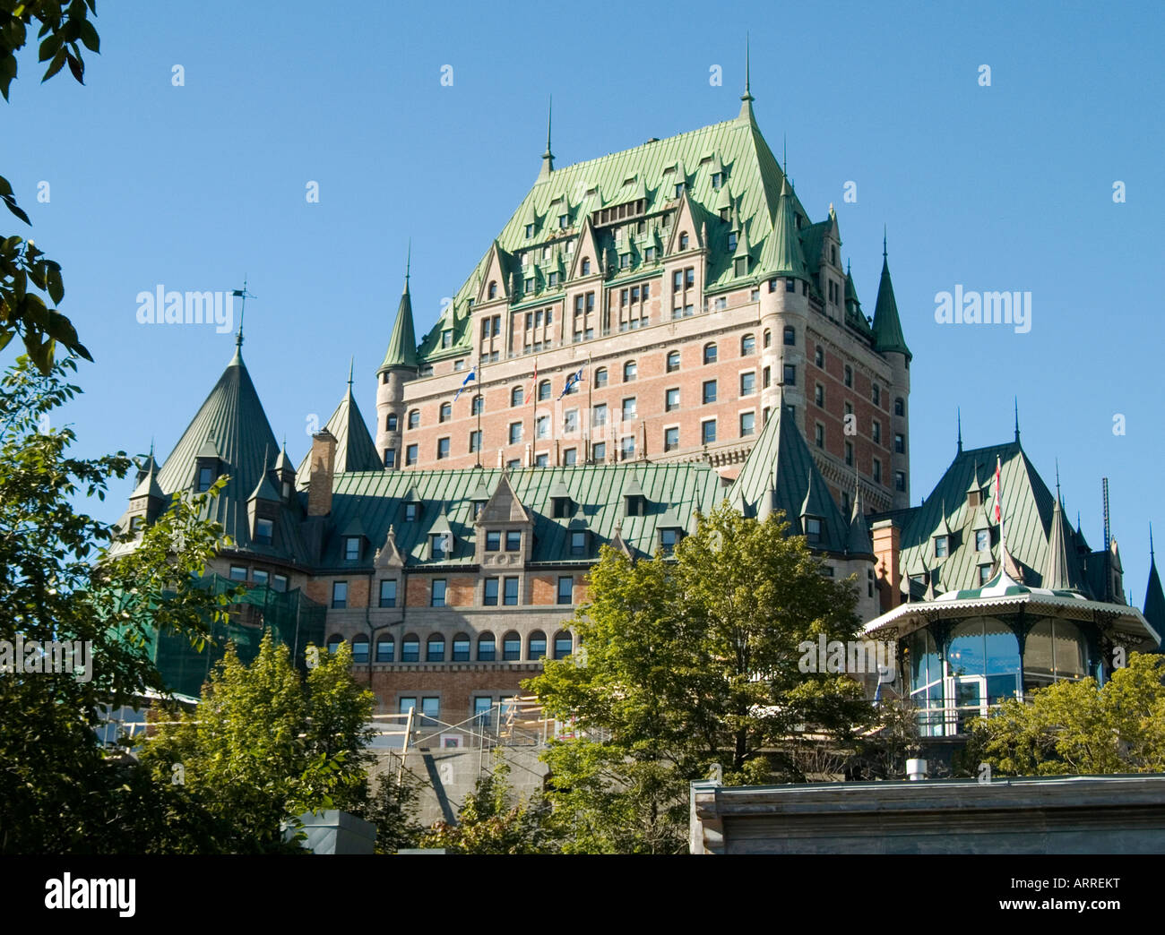 Das Chateau Frontenac hoch über der Altstadt von Quebec, Kanada Stockfoto