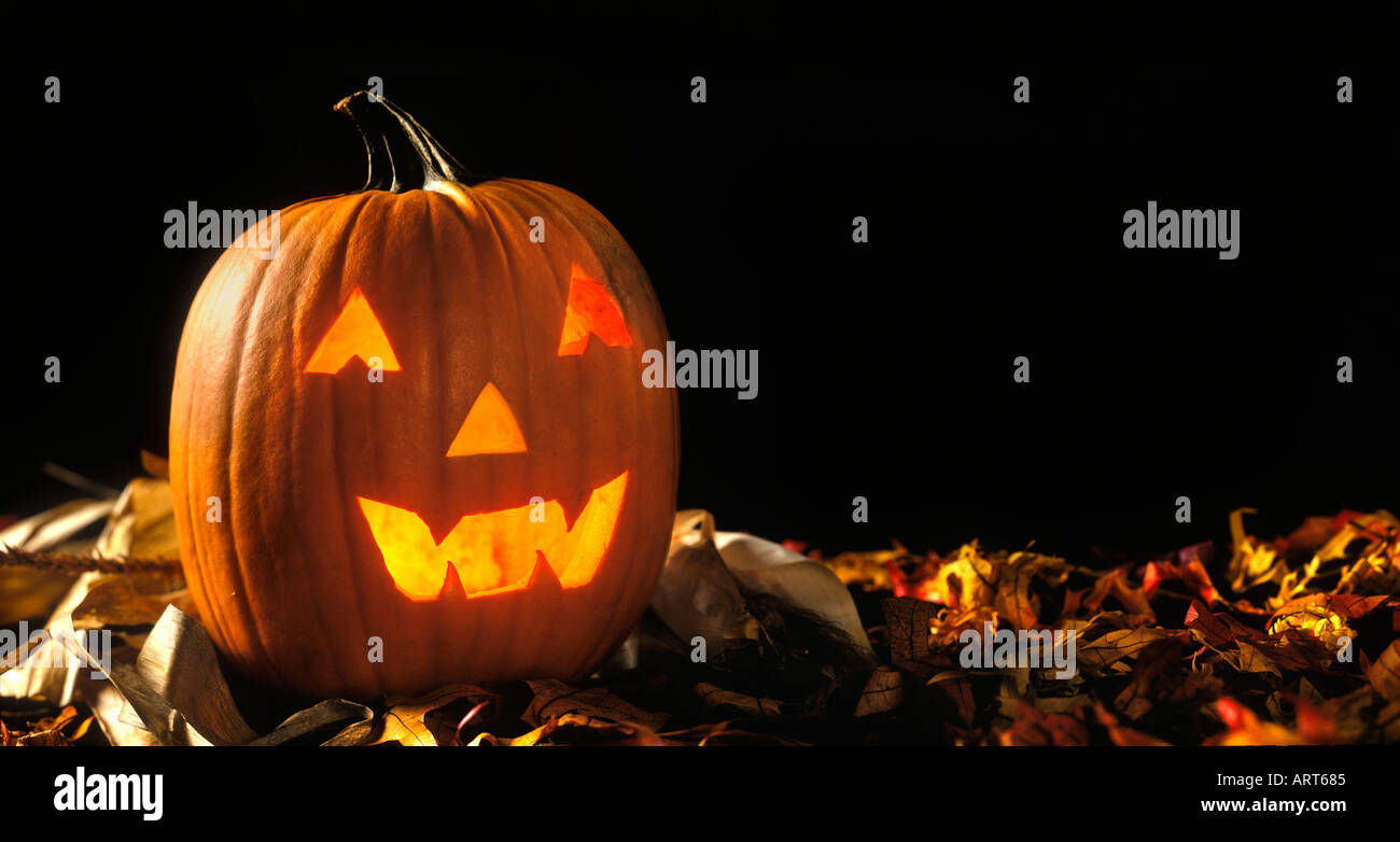 Geschnitzte Halloween Kürbis Jack o Lantern Stockfoto