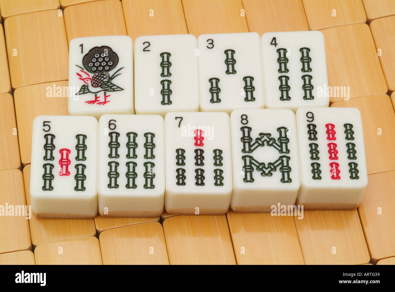 Mah Jongg Fliesen Stck Bambus 1 2 3 4 5 6 7 8 9 ein zwei drei vier fnf  sechs sieben acht neun Stockfotografie - Alamy