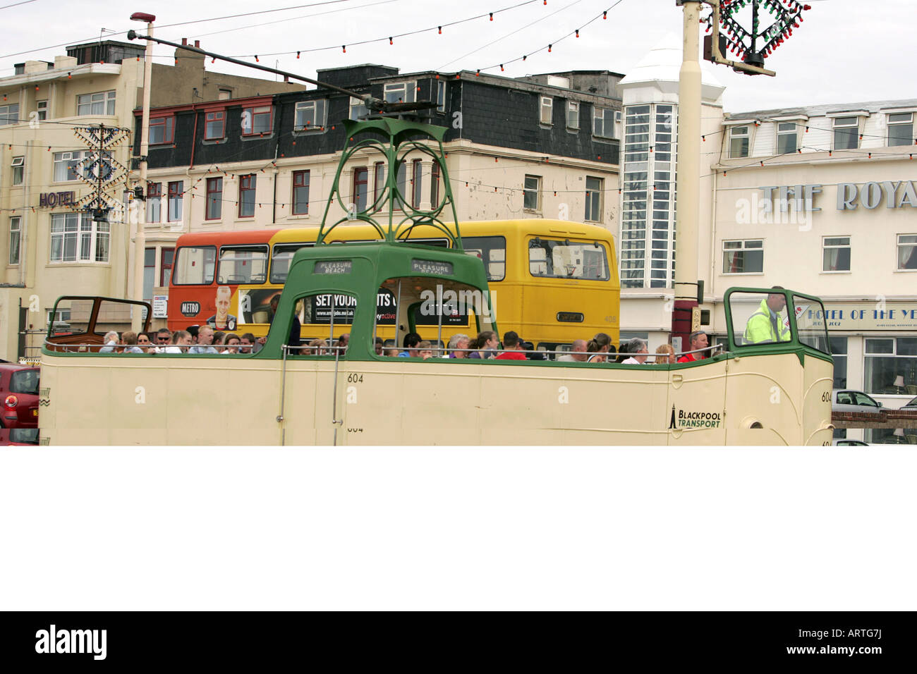 öffentliche Verkehrsmittel Bus Straßenbahn Blackpool England UK Stockfoto