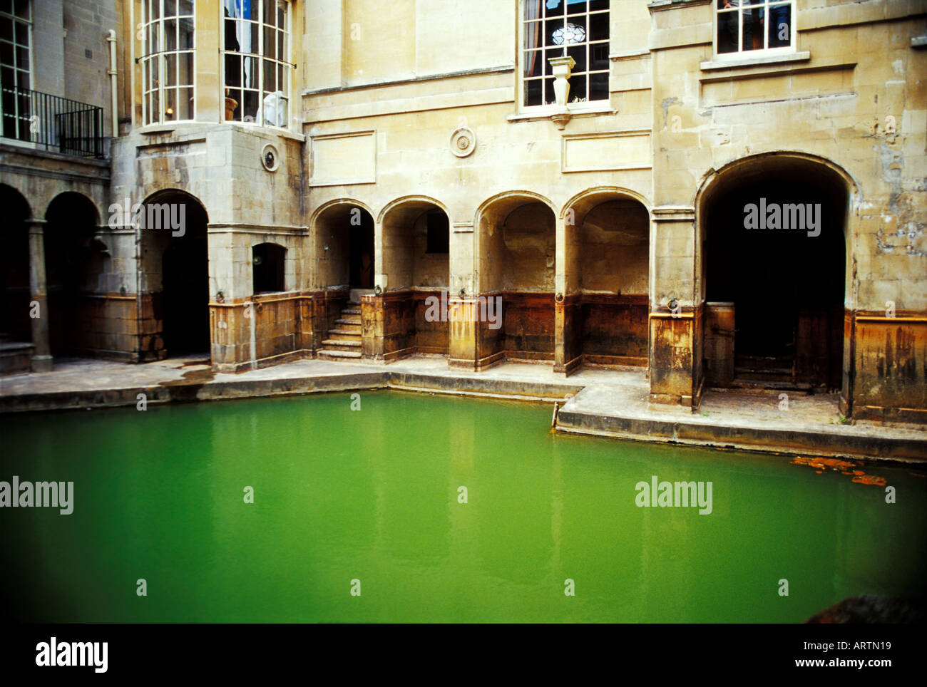 Frühlingssaal römischen Bäder in Bath England Stockfoto
