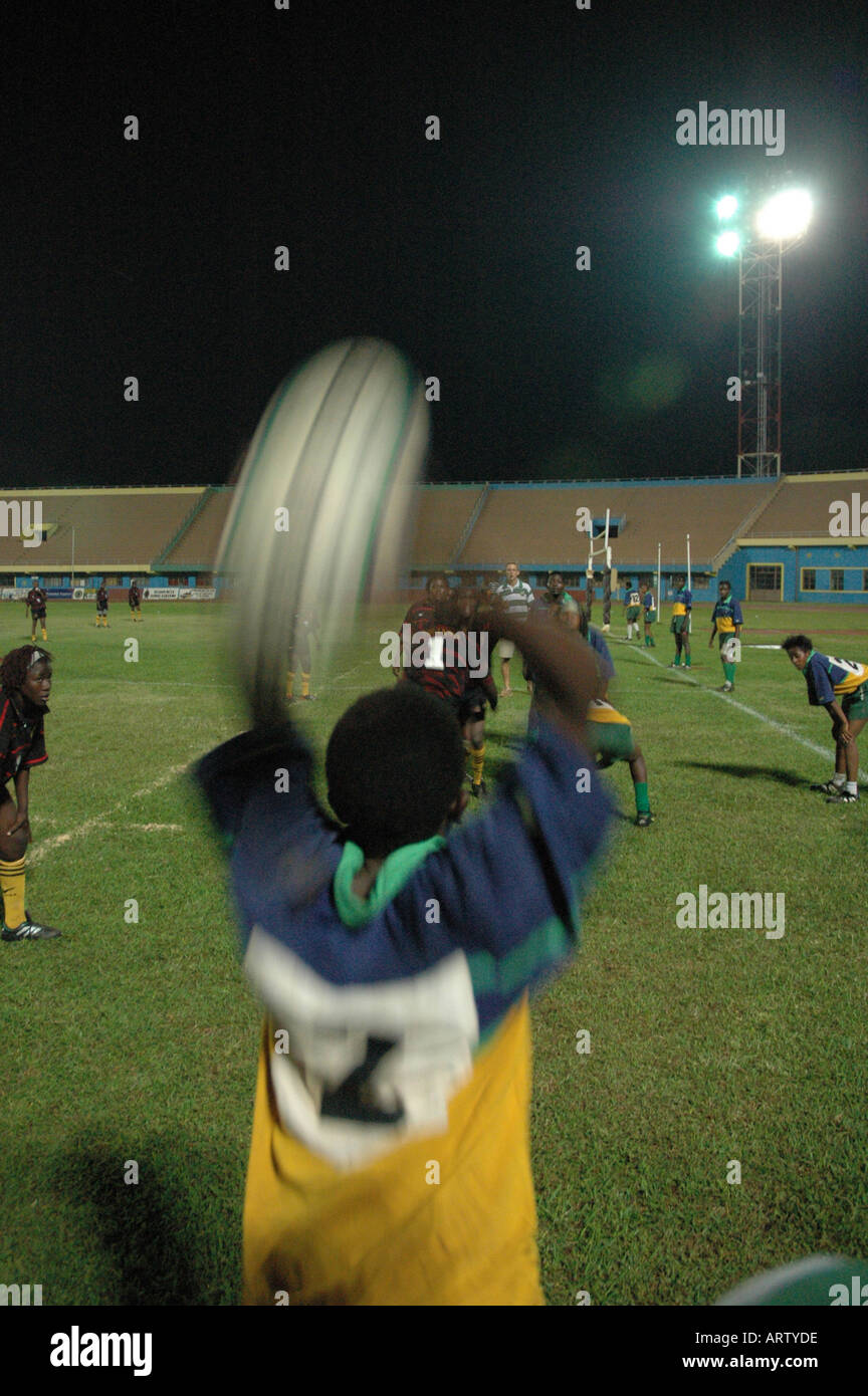 Linie während eine Frauen-Rugby-Spiel in Kigali Ruanda Afrika Stockfoto