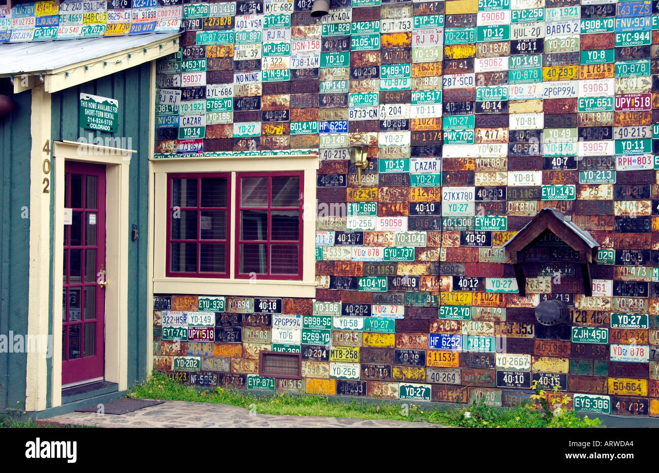 Kfz Kennzeichen Wand in Crested Butte Colorado USA Stockfotografie - Alamy