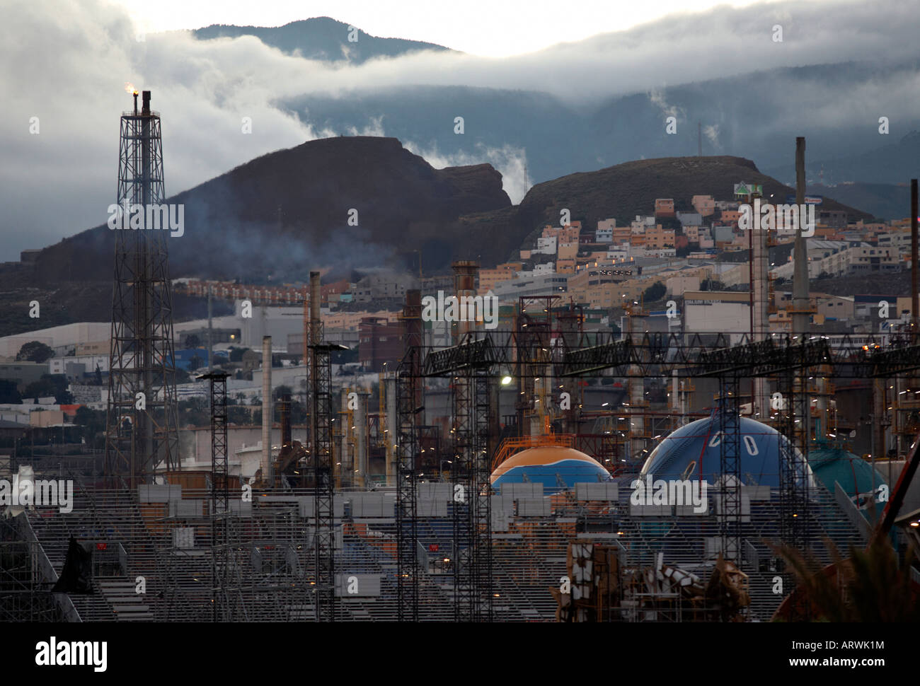 CEPSA Raffinerie in Santa Cruz-Teneriffa-Kanarische Inseln-Spanien Stockfoto