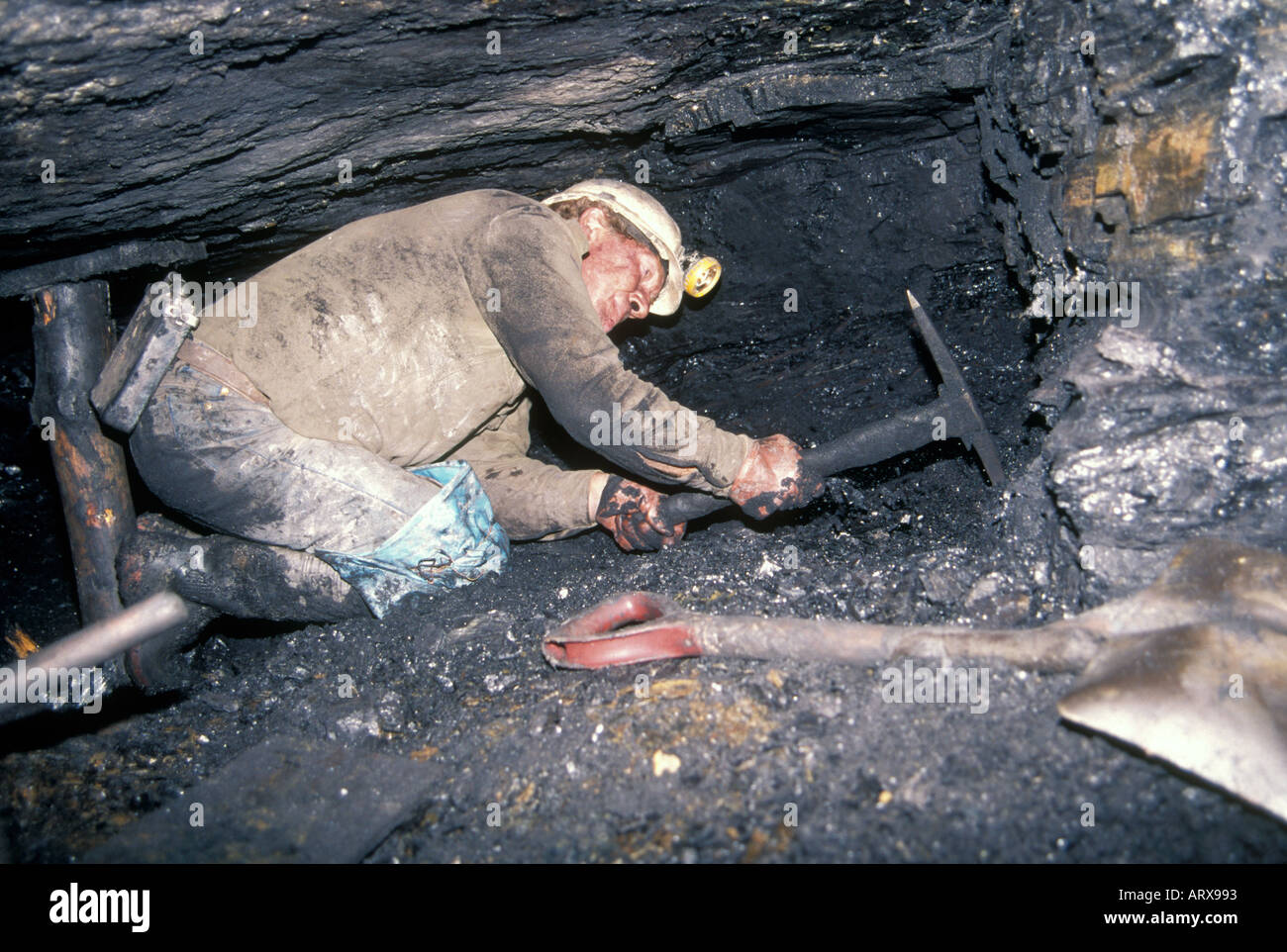 Kumpel Gerald Hayes hinunter seine ein-Mann-Kohlemine in der Forest of Dean Gloucestershire, England, Stockfoto
