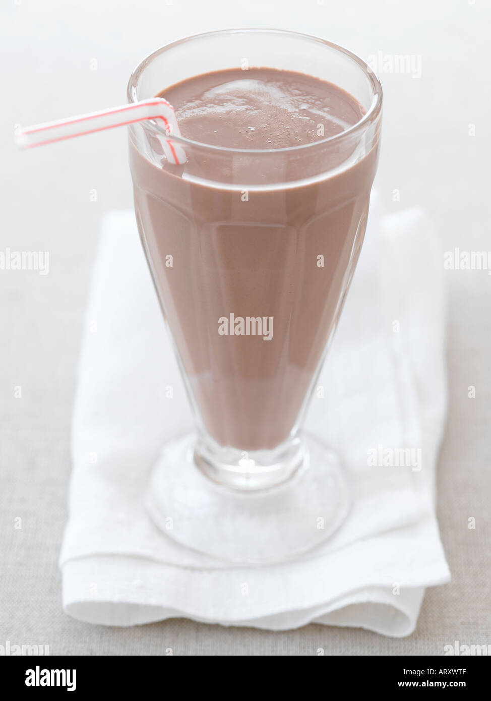Schoko Milchshake mit Stroh - high-End Hasselblad 61mb digitales Bild Stockfoto