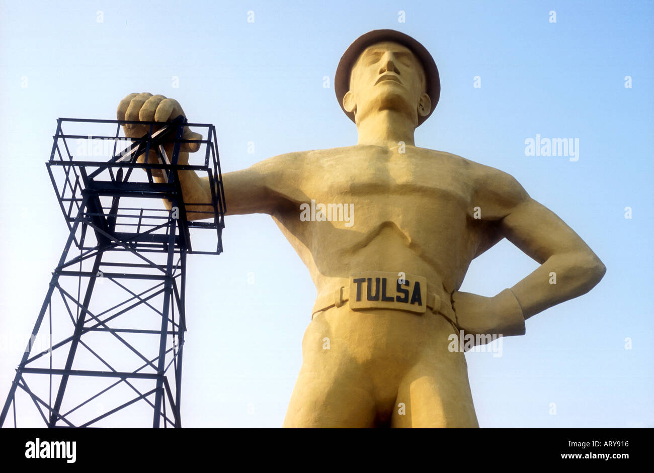 Riesige Öl Driller Mann Skulptur auf dem alten Messegelände der Welten in Tulsa Oklahoma Stockfoto