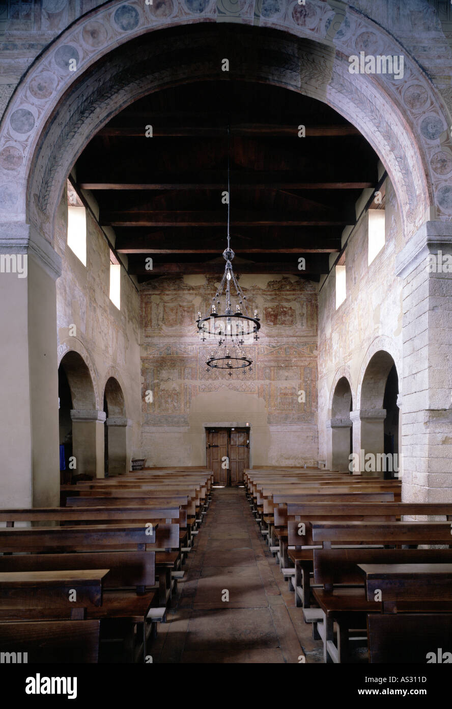 Oviedo, San Julian de Los Prados (791-842), Präromanische Kirche, Blick Nach Westen Stockfoto