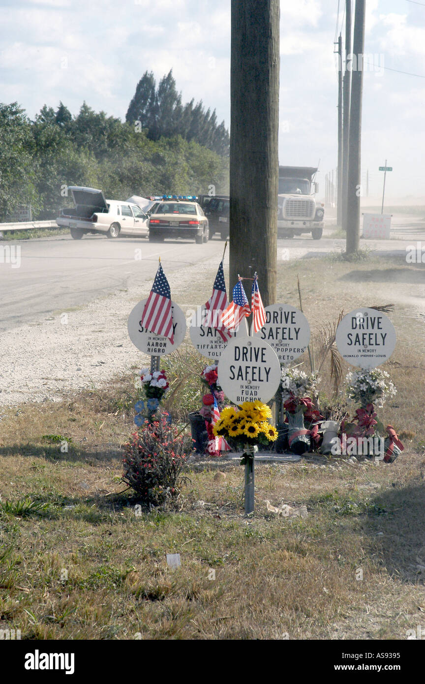 Unfall passiert, in der Nähe einer anderen Todesszene Kfz Auto Autounfall Absturz Stockfoto