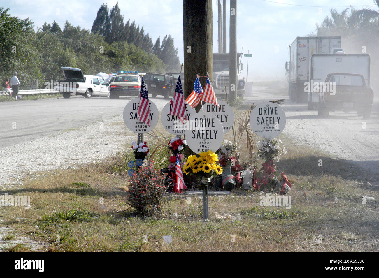 Auto Auto Automobil Crash Unfall passiert, in der Nähe einer anderen Todesszene Stockfoto