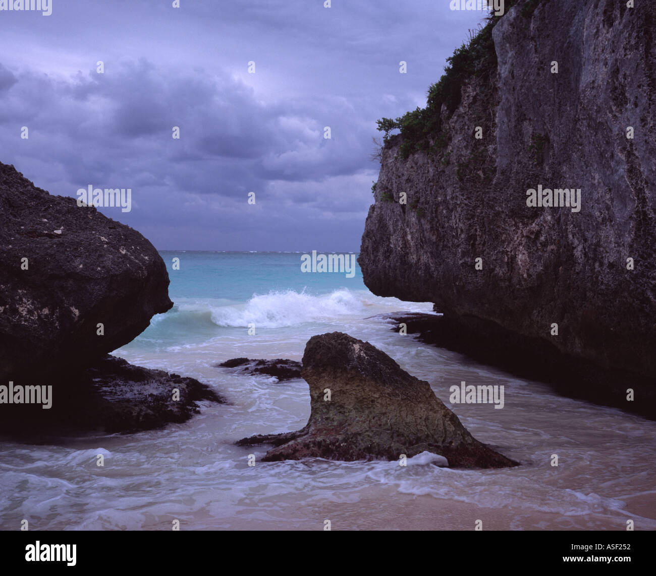 Blick entlang Strand Tulum Yucatan Mexiko Stockfoto