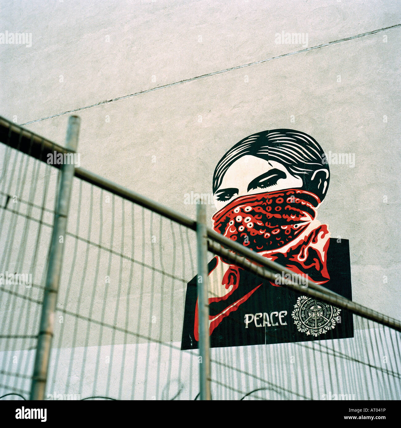 Street-Art in London von dem amerikanischen Künstler Shepard Fairey. Stockfoto