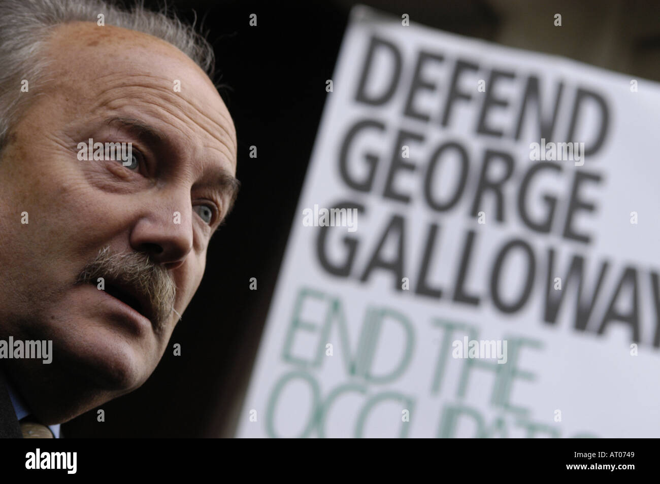 George Galloway kommt für seine Arbeitspartei disziplinarische Anhörung, die ihn aus der Partei London 2004 ausgewiesen Stockfoto
