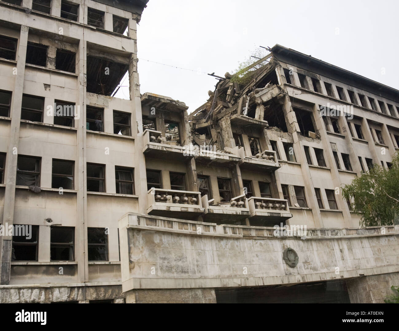 Nato bombing belgrade destruction serbia Fotos und Bildmaterial in