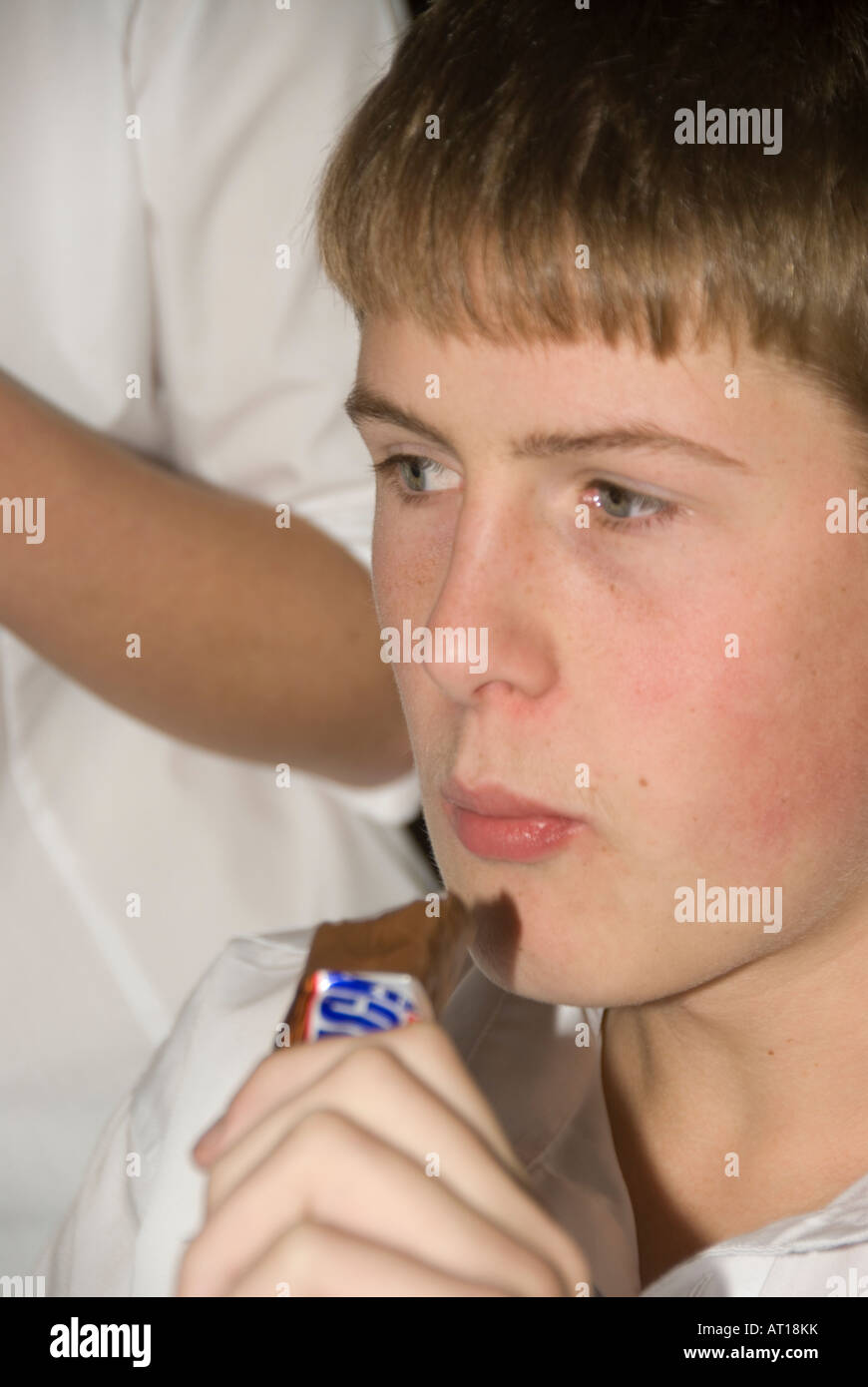 Jugendliche der Schule einige Straßenszenen Modell veröffentlicht Stockfoto