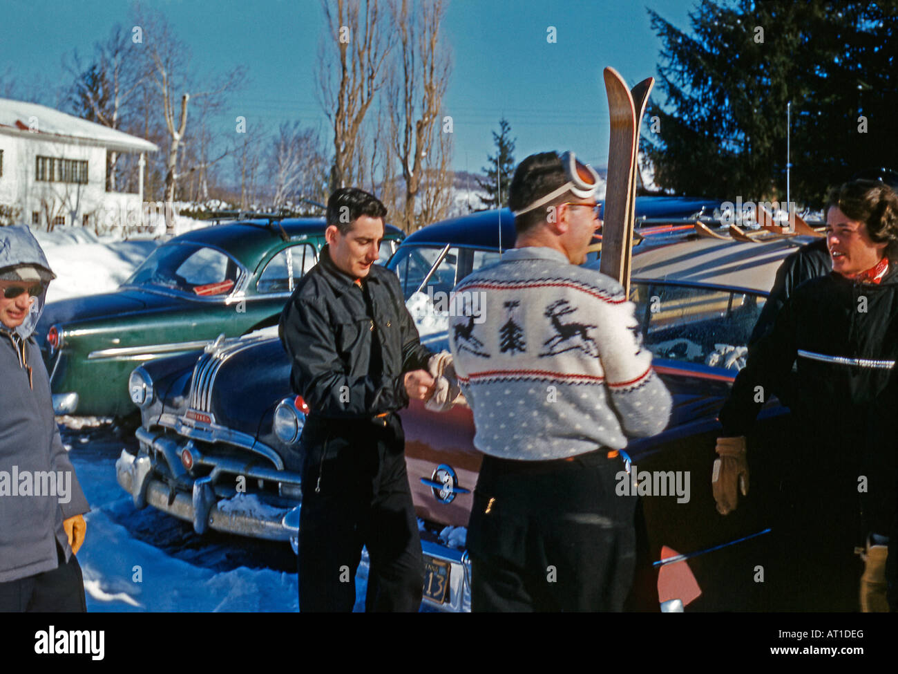 Skifahren der 1950er Jahre Stil, graue Felsen, Mount Tremblant, Quebec, Kanada, 1955 Stockfoto