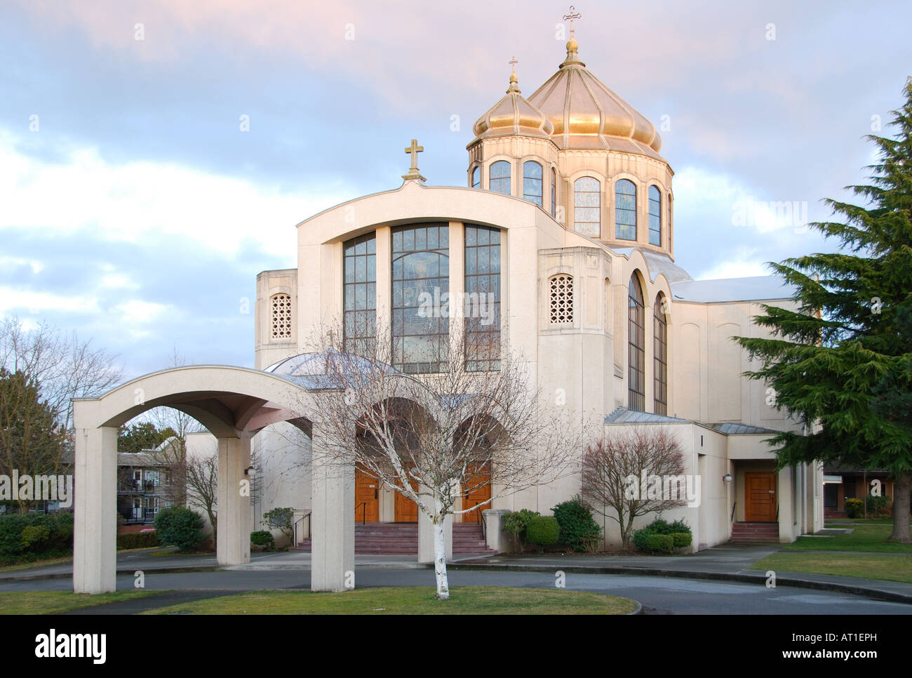 Ukrainische katholische Kirche bei Sonnenuntergang in Vancouver, Kanada aufgenommen. Stockfoto