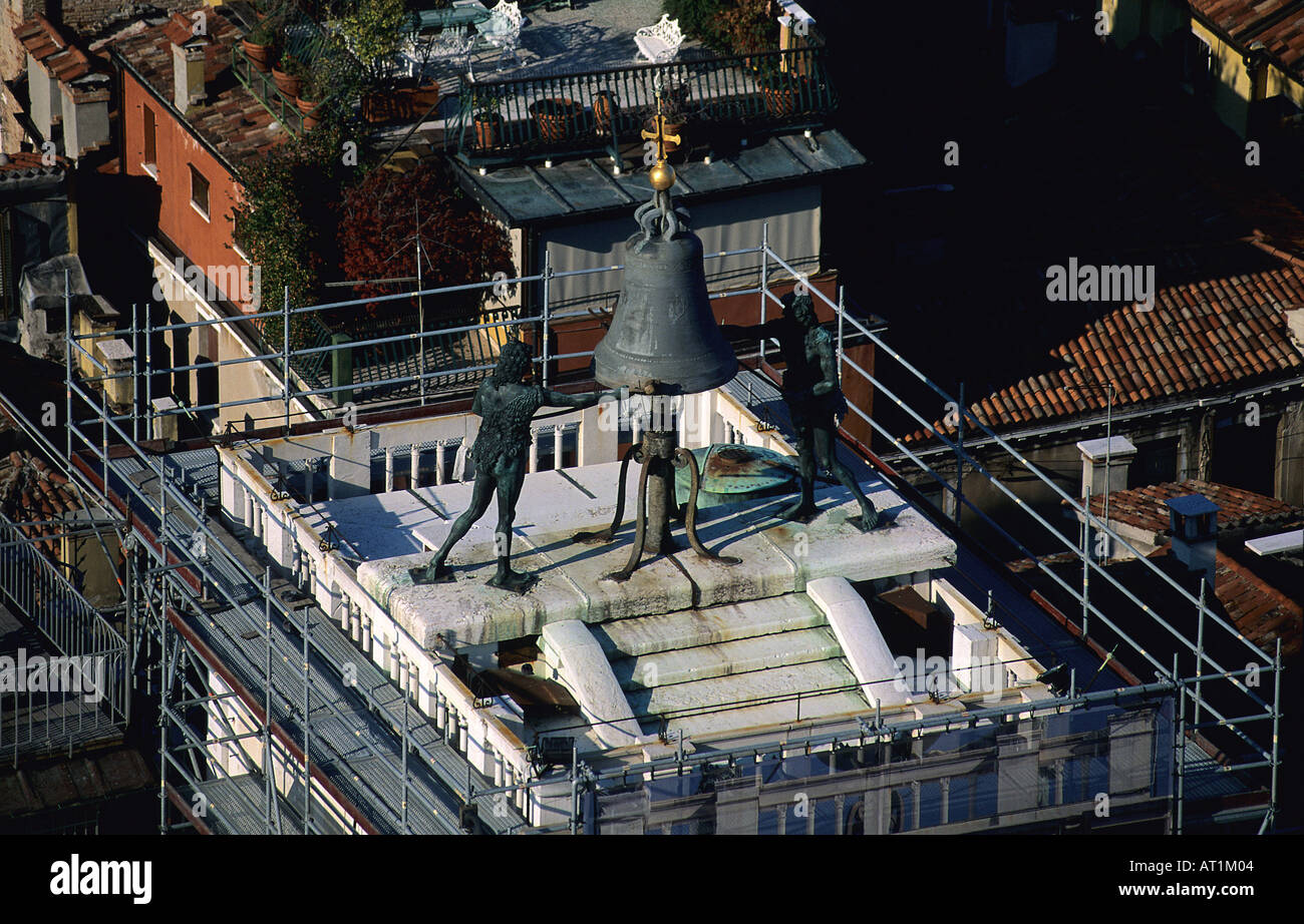 Giganten der Wachturm Piazza de San Marco St Markusplatz Venedig Venezia Italien Stockfoto