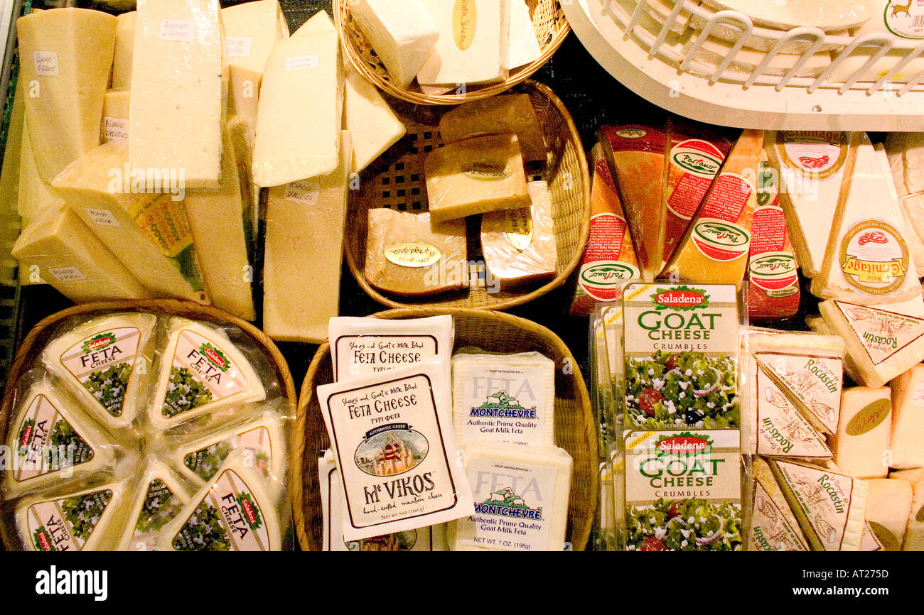 Ziege und Feta Käse-Anzeige auf der Mississippi Markt Co-op am Dale und Selby. St Paul Minnesota MN USA Stockfoto