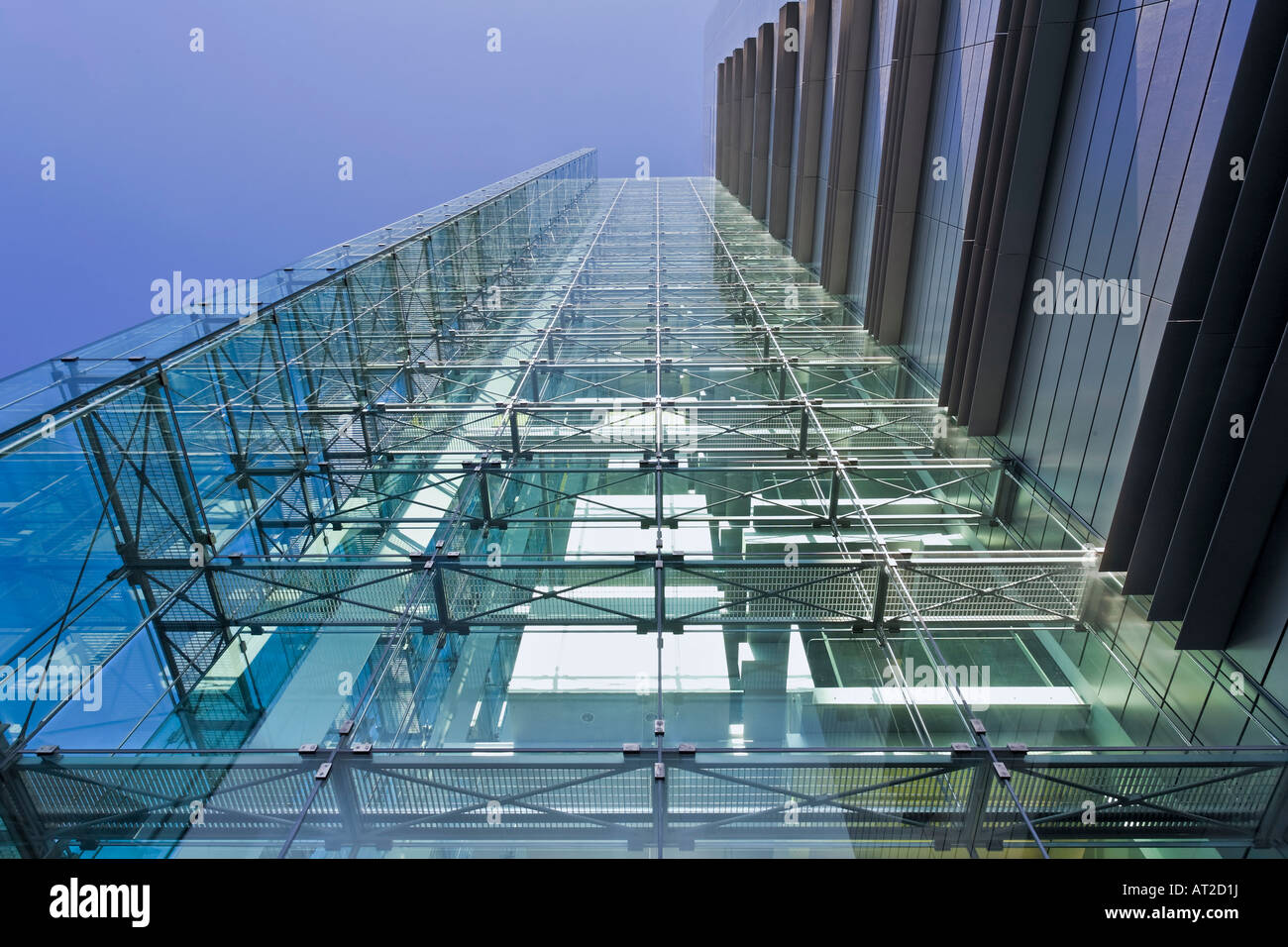 Glas-Fassade Architekturdetail an der Manchester Justiz-Zentrum Stockfoto