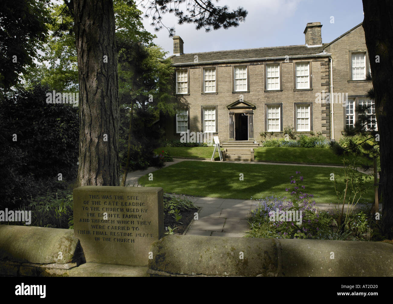 BRONTE PARSONAGE MUSEUM HAWORTH DORF YORKSHIRE ENGLAND Stockfoto