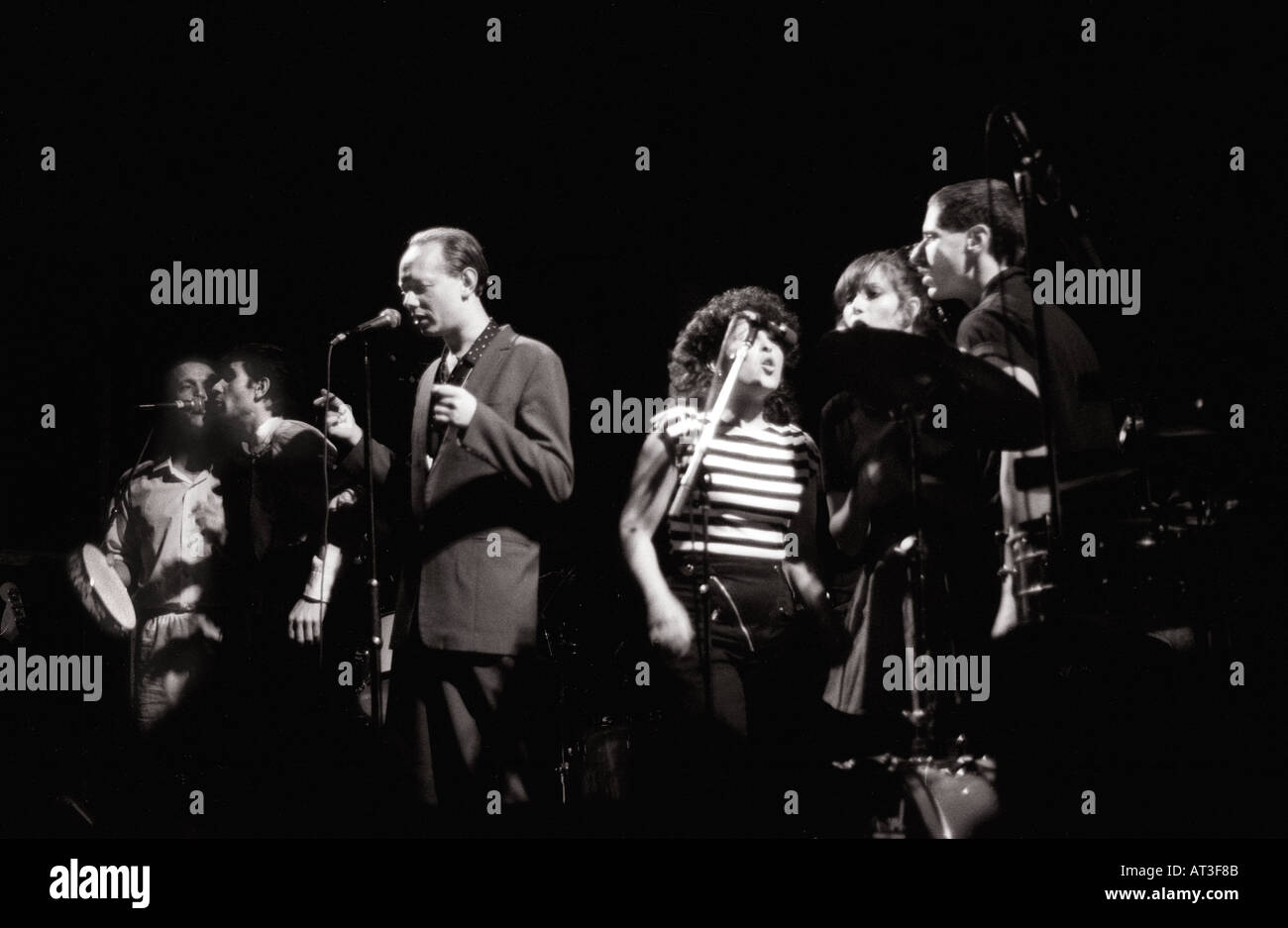 Joe Jackson und Band, die erklingt in Durham Castle 1982 Stockfoto