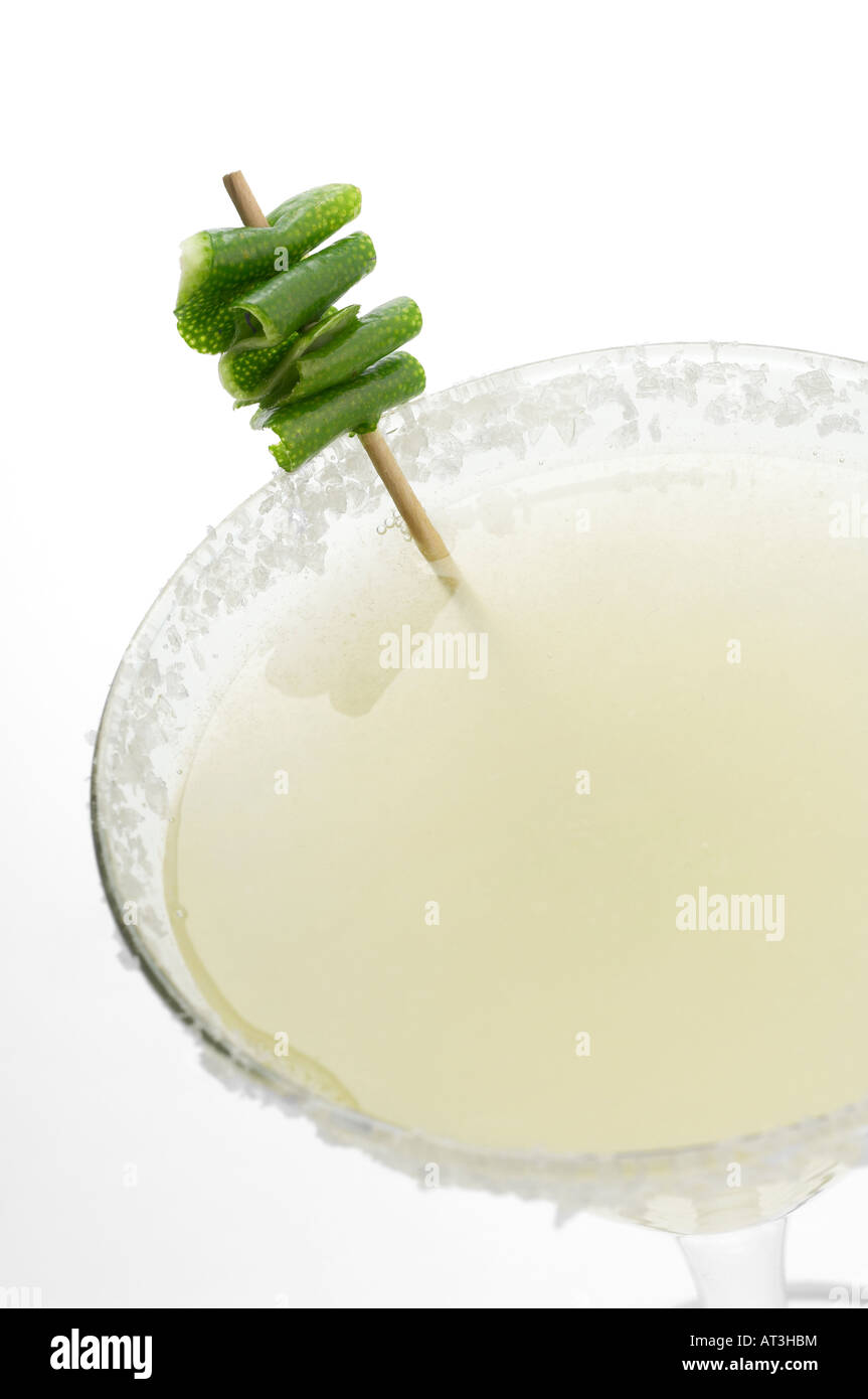 Margarita mit Limette garnieren Stockfoto