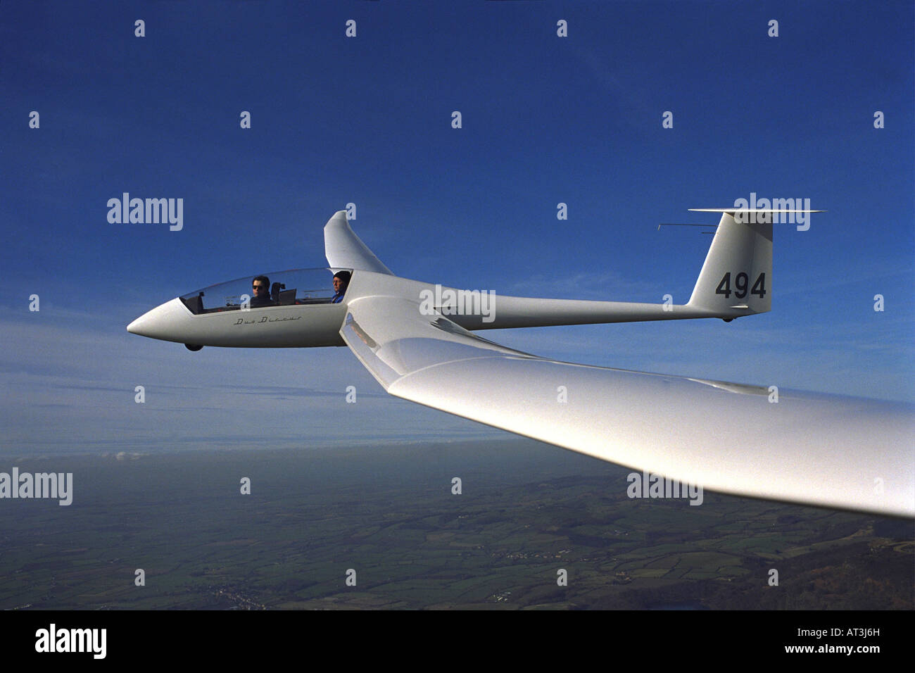 Duo Discus Segelflugzeug/Schirm bei 5000 ft über Yorkshire England Großbritannien Stockfoto