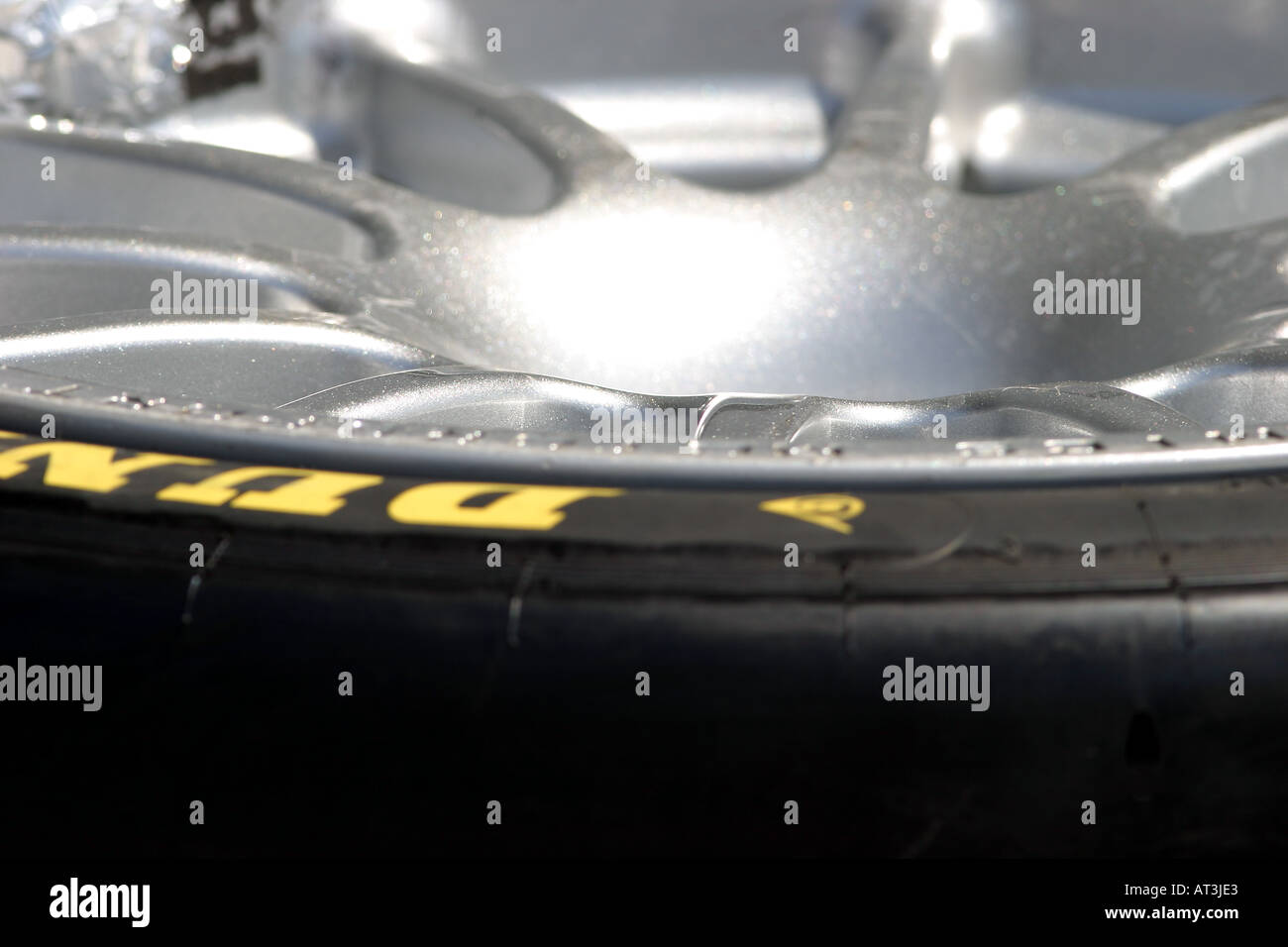 Dunlop Reifen Rad Kautschuk Stockfoto
