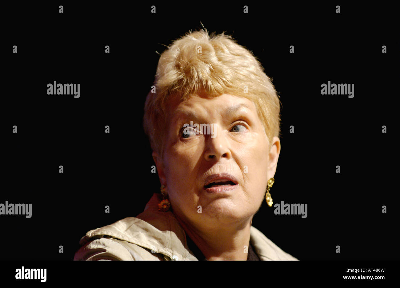 Ruth Rendell englische Krimiautorin abgebildet bei The Guardian Hay Festival 2007 Hay on Wye Powys Wales UK EU Stockfoto