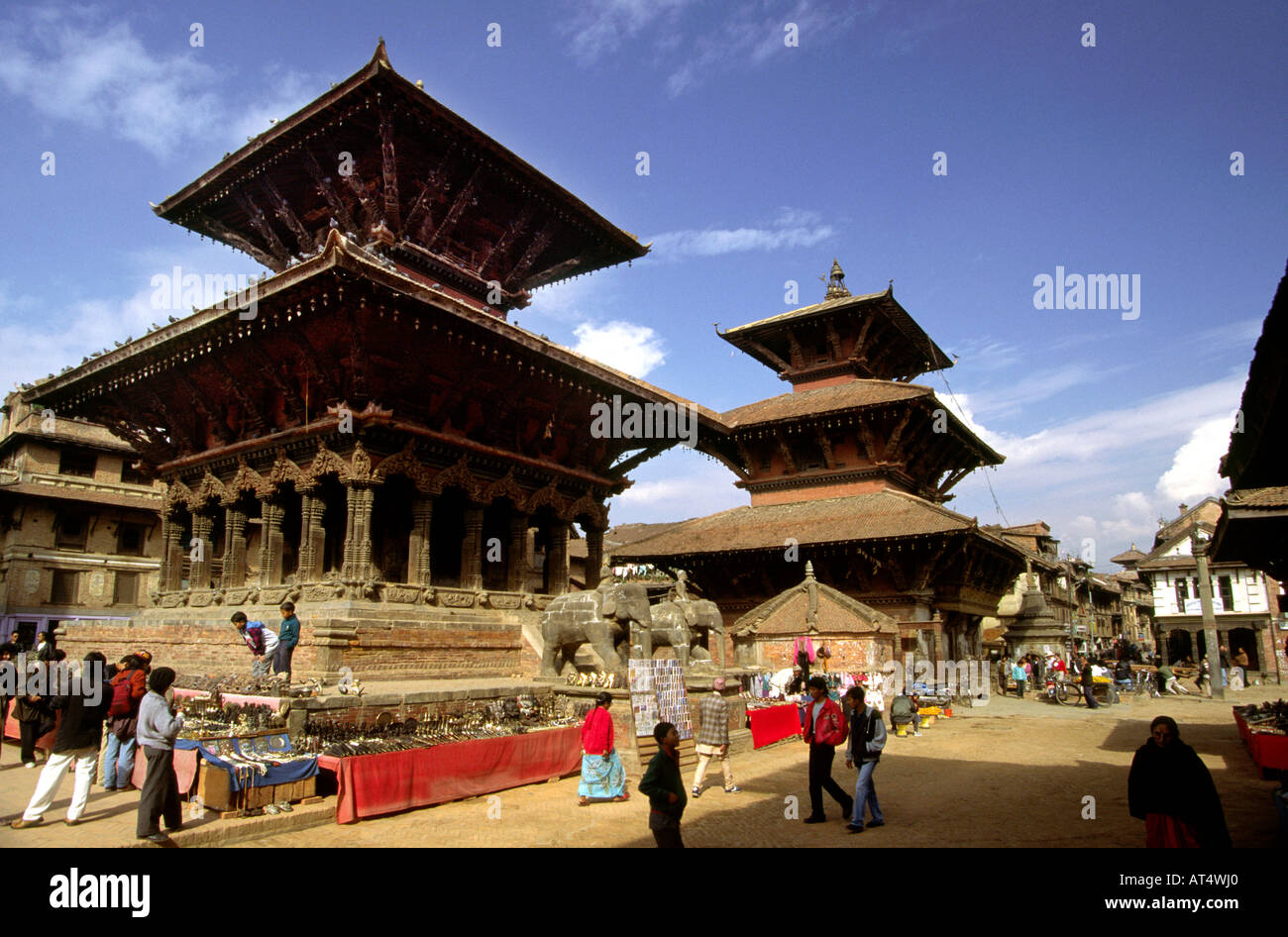 Nepal Patan Durbar Square das KrishnaMandir und Vishwanath Shiva