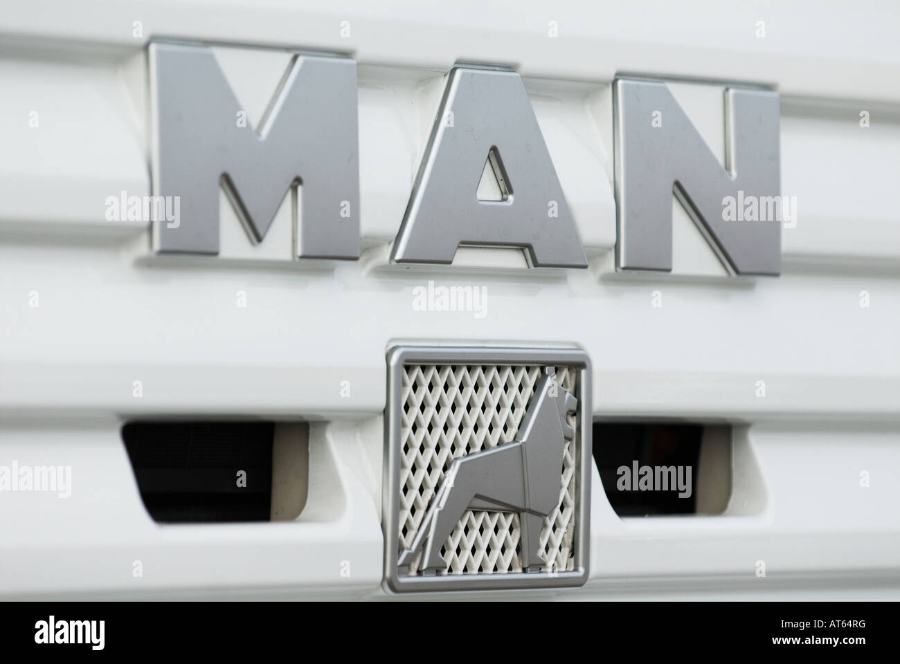 Logo auf MAN LKW Circuit Ricardo Tormo Stockfoto