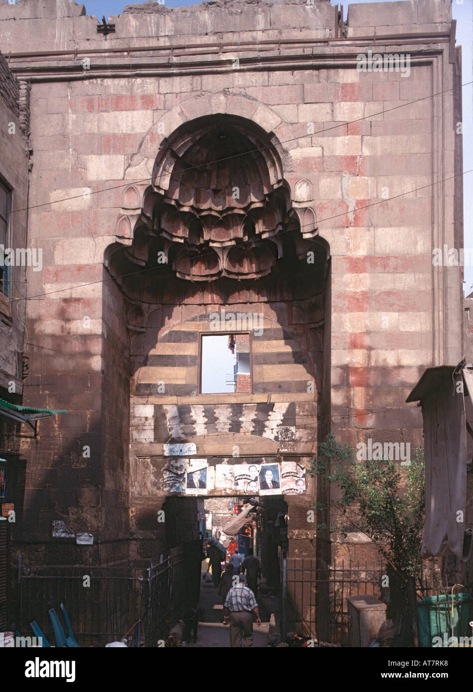 äußeren Tor, Moschee von Qausun, Kairo, Ägypten Stockfoto