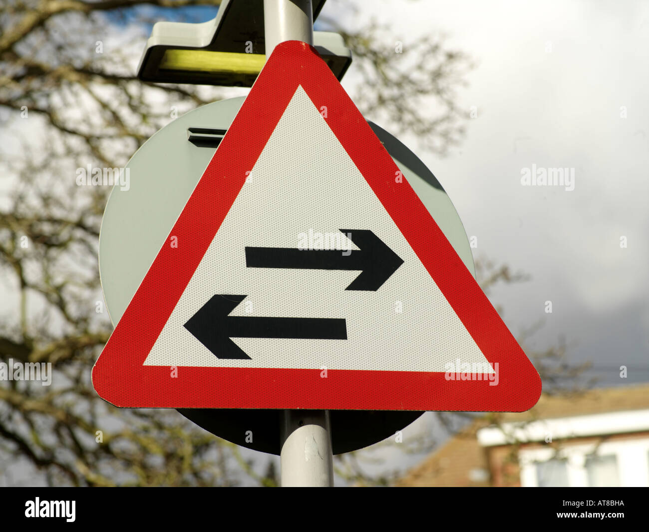 Zwei Verkehr Weg Zeichen Stockfoto