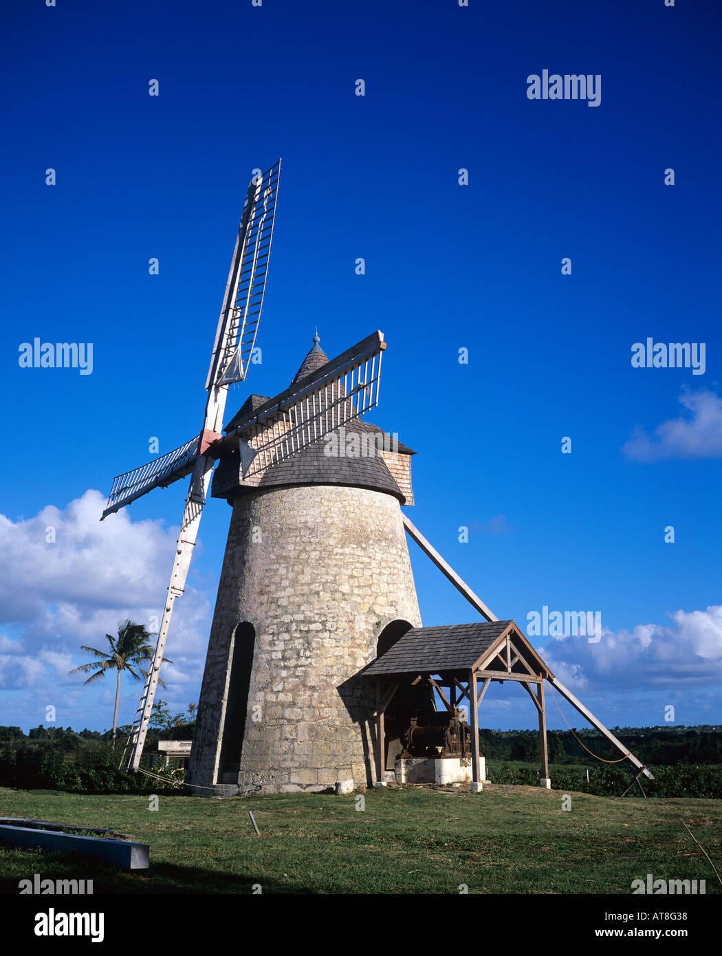 Bezard Zucker Mühle aus dem 19. Jahrhundert, Marie-Galante Insel, Guadeloupe, Französisch Westindien, Kleine Antillen, Leewards Islands renoviert Stockfoto